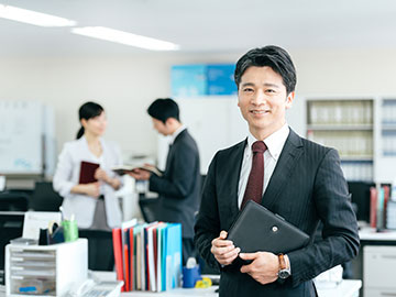 【正社員】中古車検査機関*法務*車通勤OK