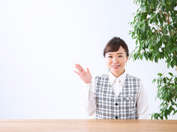 未経験OK!ディーラーで受付事務/若手活躍中