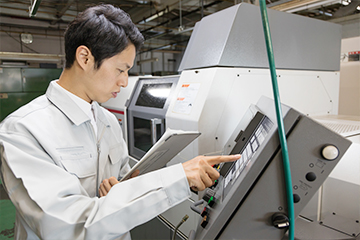 【日勤×土日休み】NC旋盤の経験が活かせる鉄部品の加工業務