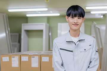 自動販売機部品の整備・梱包業務