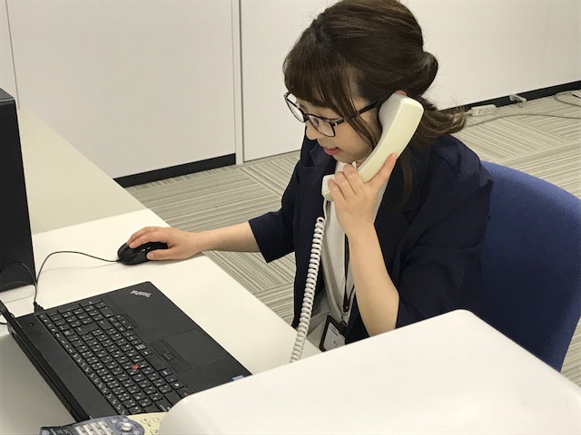 事務局でお問い合わせ対応等・マニュアルがあるから未経験の方も安心♪
