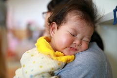短期派遣/1か月間/保育士/認可保育園/駅チカ