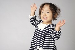 今年度末までの勤務　クラスに入り個別での保育補助業務