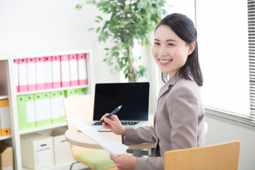 【即日~長期】\高時給1950↑/週3日×6時間勤務OK!直接雇用の可能性あり!平均年齢35歳の会計事務所《税務補助》【WEB登録面談実施中】
