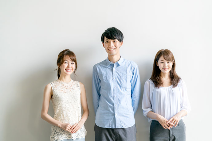 【即日～】＼高時給2000円！／週15時間～相談OK◎朝はゆっくり10時出社！直接雇用の可能性アリ！上場企業の大手コンサルティングファーム≪税務補助≫【WEB登録面談実施中】