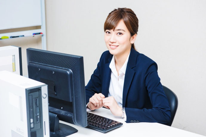 【2023年1月～短期】＼未経験OK／13時出社×残業ナシ！長期化・直接雇用化の可能性も！週2日×5H勤務◎医療法人≪経理事務≫【WEB登録面談実施中】