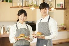 ファーストフード店 販売スタッフ