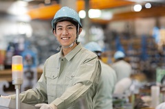 木材販売・加工メーカーでの製造スタッフ