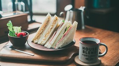 ★キャンプコートニー　サンドウィッチ販売スタッフ