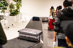 福岡空港国際線　手荷物レーン巡回業務