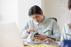 足立区　医療機器メーカー試験検査員