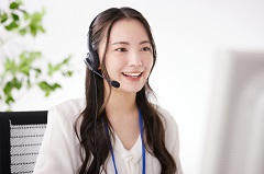 カード会社　問い合わせ受付　受信オペレーター