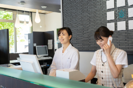 みなとみらい　病院での受付事務