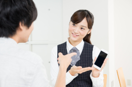 携帯ショップ 接客スタッフ