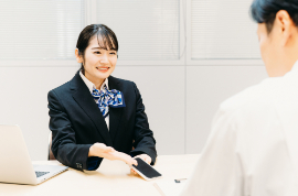 携帯ショップ 接客スタッフ