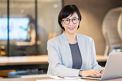 短期 国立大学での経理事務