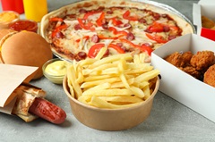 嘉手納基地　レストランキッチンスタッフ