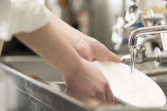 嘉手納基地内ボーリング場内飲食店での裏方のお仕事♪英語スキル不要