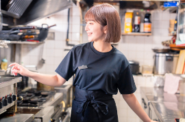 うるま市　米軍ゴルフ場内レストラン キッチンスタッフ