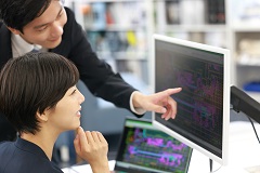 大手自動車メーカー　CADオペレーター／チェック業務