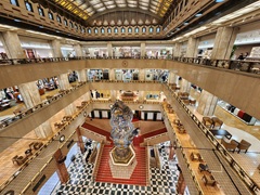 百貨店内の会場の設営のお仕事