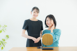 高時給！百貨店内の販売接客業務