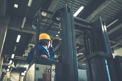 物流企業　荷受け倉庫作業スタッフ
