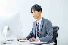 増員による募集、語学力活かせます！磨きましょう