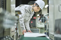 年間休日130日！未経験OK◎大手メーカーでモクモク検査♪