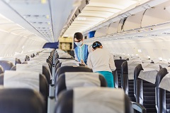 新千歳空港内　機内清掃・除雪車ドライバー業務