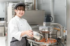 未経験から始める、八天堂工場のお仕事⭐
