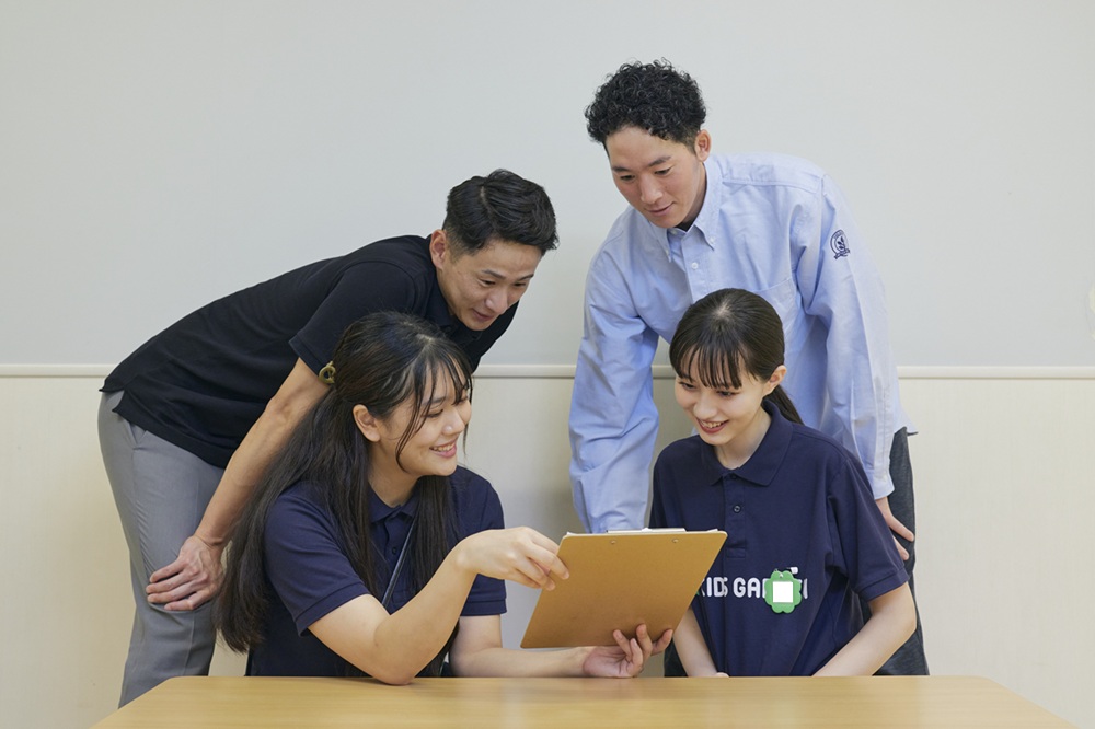 【受付事務】無資格歓迎・男性活躍★正社員！キッズガーデン南青山スイミングスクール