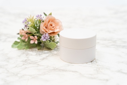 名古屋☆AXXZIA(アクシージア)のスキンケアコスメ販売☆高時給1500円