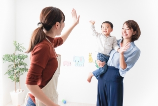 広尾　朝だけ　スクールバス添乗スタッフ　週2～OK