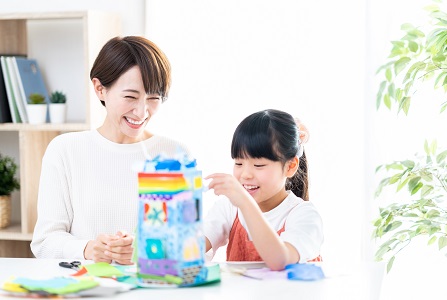 南町田のミュージアムで缶バッジづくり・ご案内・品出しスタッフ