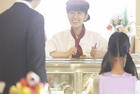 博多阪急　即日～8月31日　お菓子販売