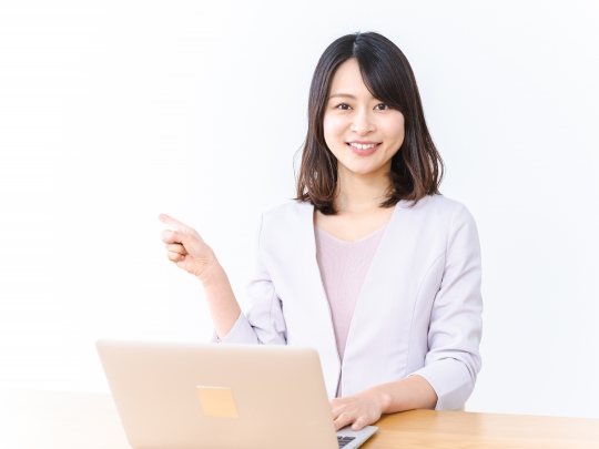 ＜手話通訳経験を活かす！＞テレワーク多め！通信会社で手話サポート＠溜池山王