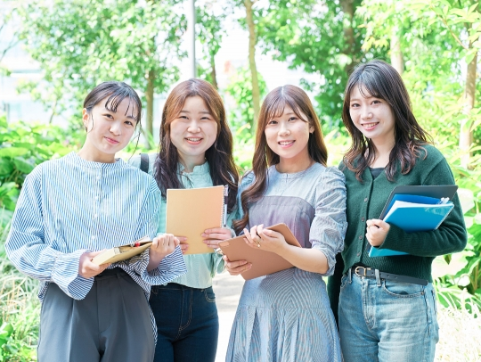 事務中心＋少し動きあり！通信会社でデータ入力＆予備機器の管理/大手町