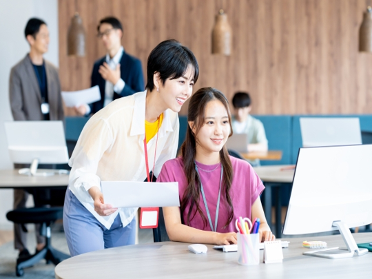 【週1日在宅*】会社案内やカレンダーなどの制作アシスタント