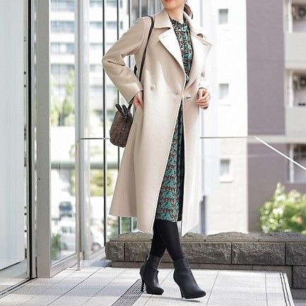 エスプリのある婦人服販売【新宿高島屋】