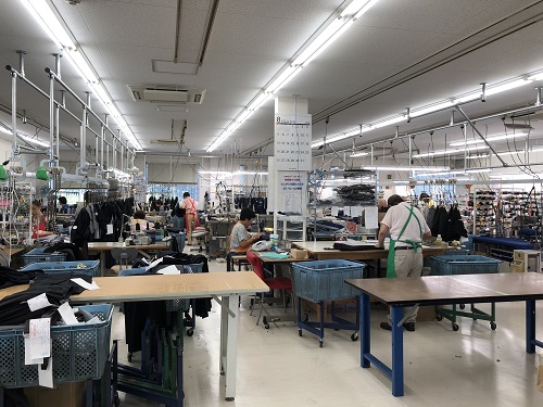 週3日～可のアパレル検品プレス作業／坂戸
