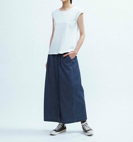 週3日の婦人紳士カジュアル販売 ゴールデンベア
