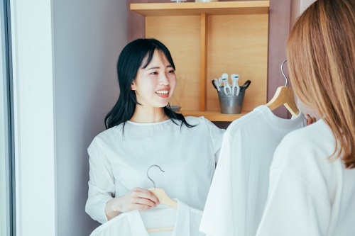 週4日の婦人カジュアル販売