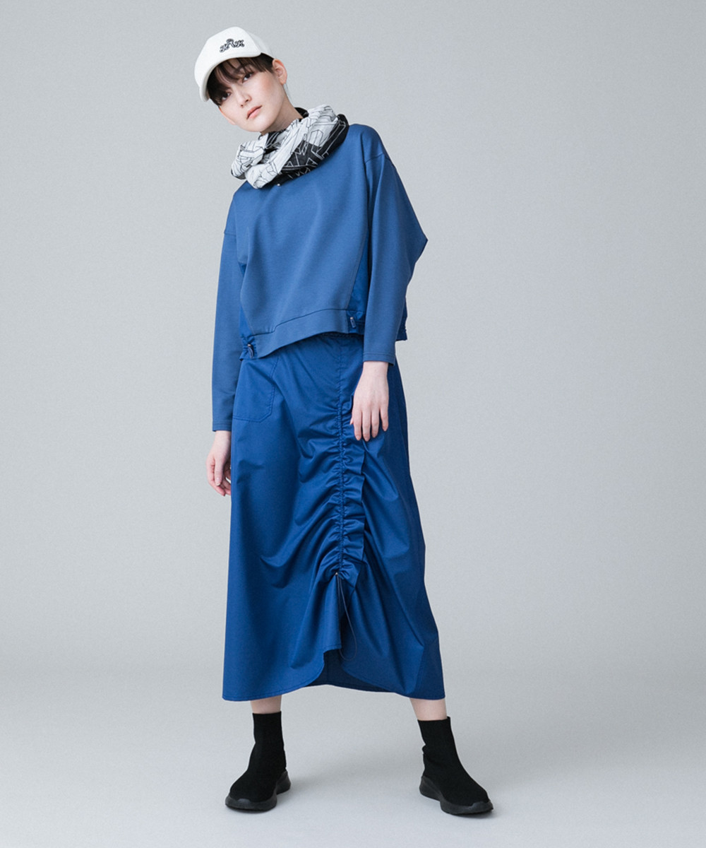 大手アパレルブランド婦人服販売