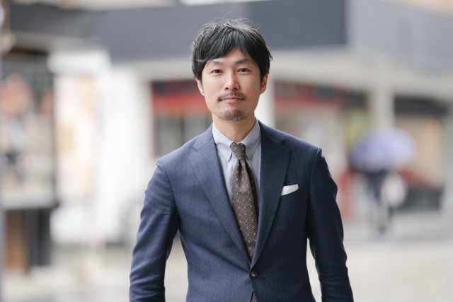 海外ブランドメンズアパレル接客販売スタッフ