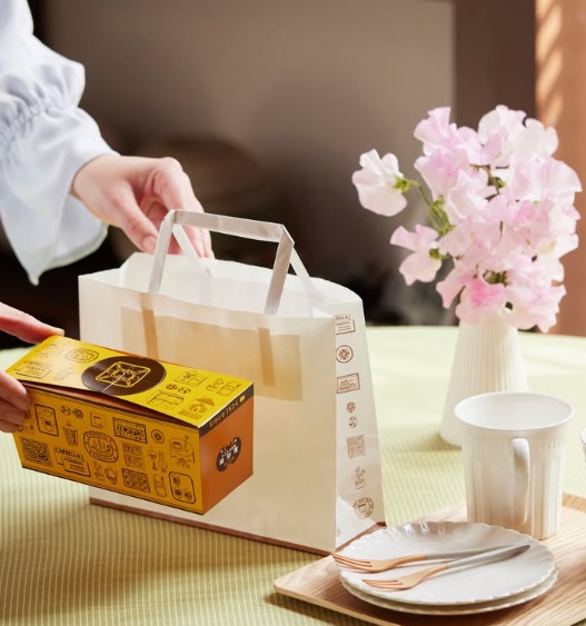 GW短期福砂屋のカステラ販売スタッフ