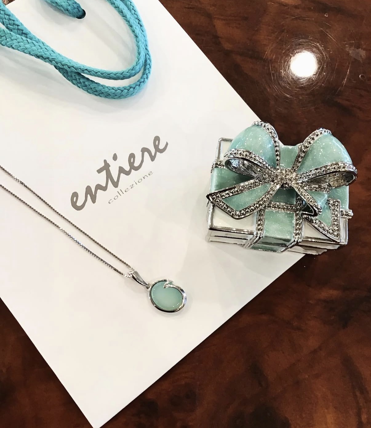 短期イタリア展アクセサリー販売