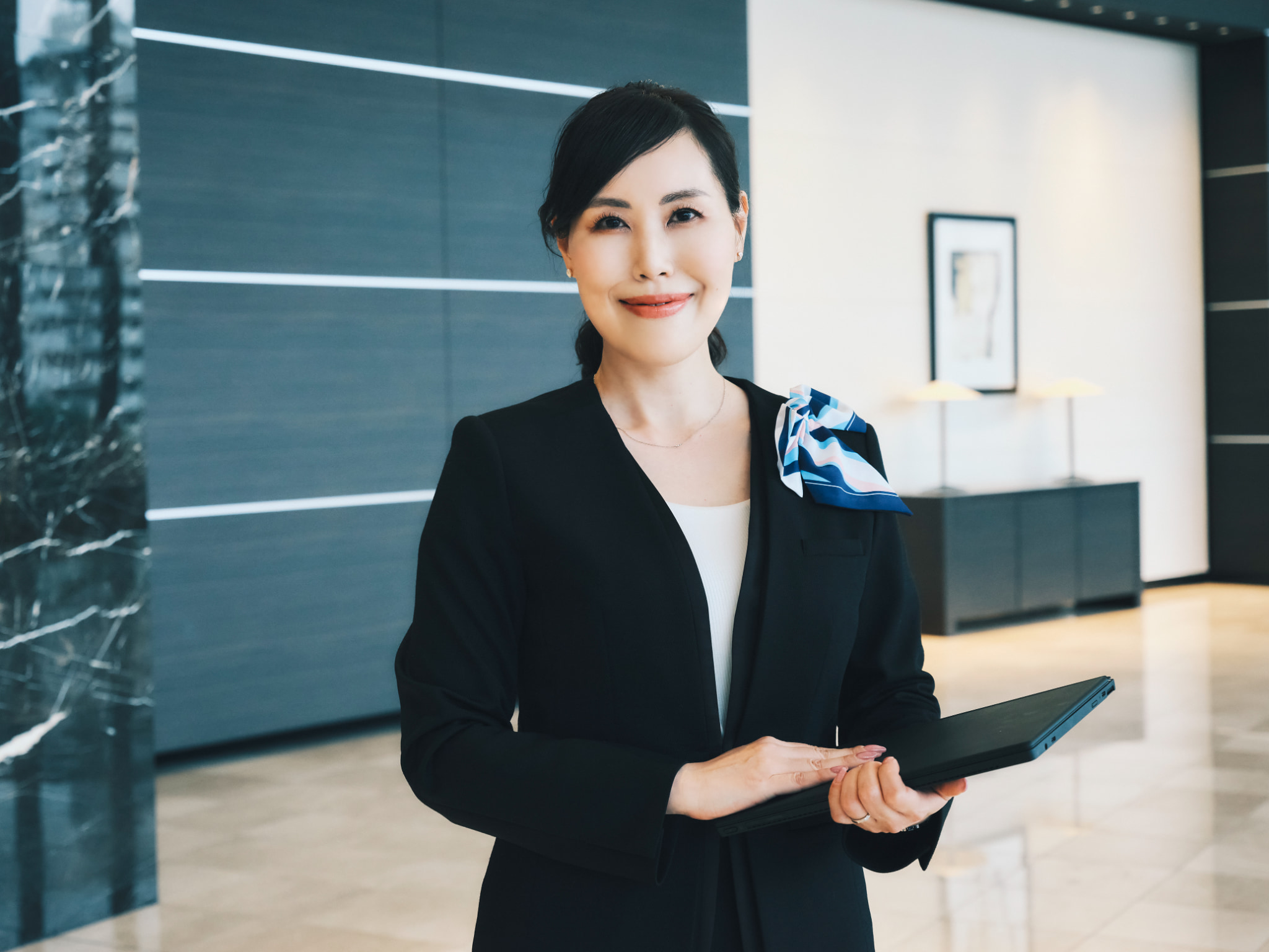 時給1500円！／目白駅・高田馬場駅／想定月収22.5万円／社保完備／マンションコンシェルジュ（受付）／未経験OK