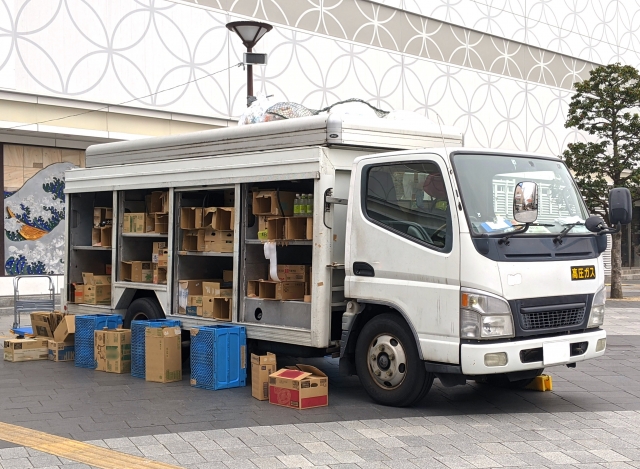 運輸・倉庫