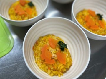 丸ノ内｜扶養内OK｜病院経験者多数活躍｜9～14時×週2～3｜少人数保育園の給食調理スタッフ